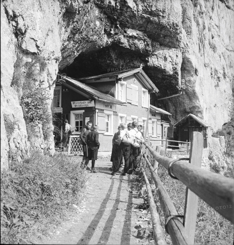 Schutzengelfest in Wildkirchli, house of an eremit 1942.