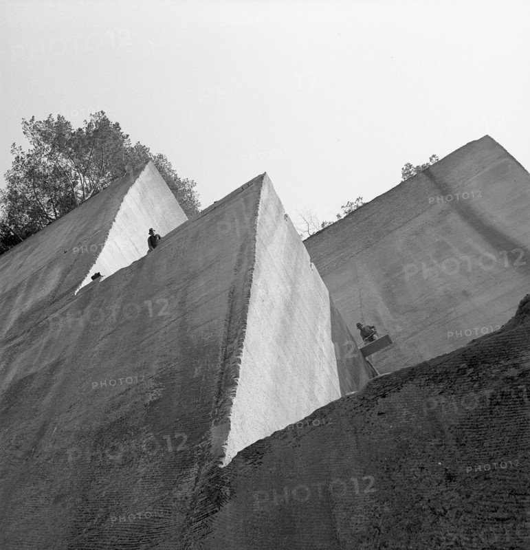 Sandstone quarry near Berne; 1941.