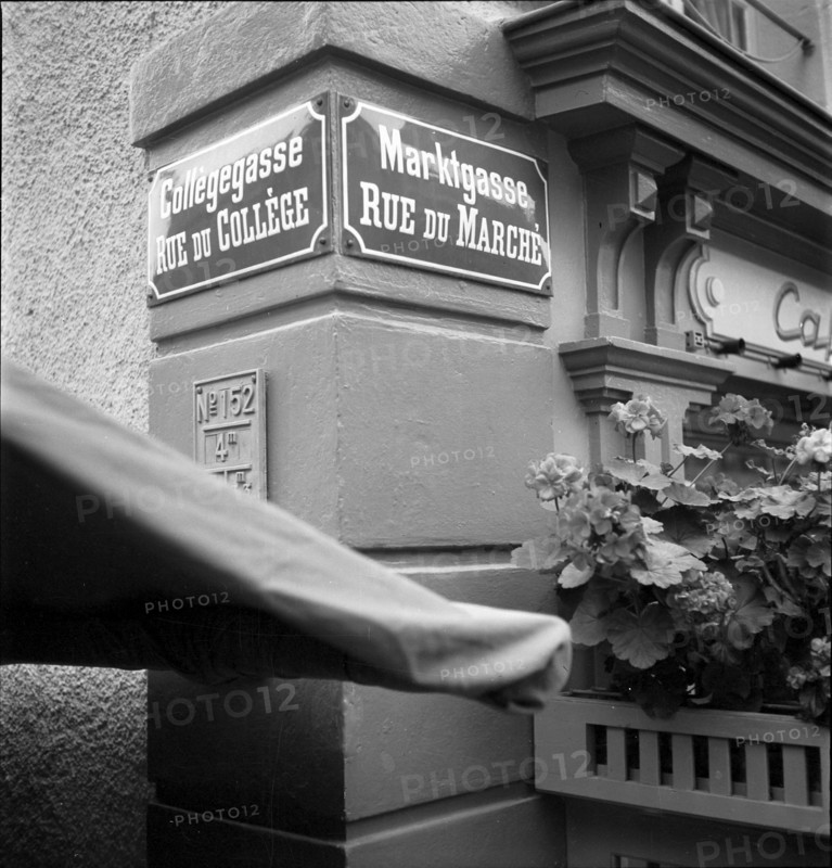 Road sign in Bienne; 1941.