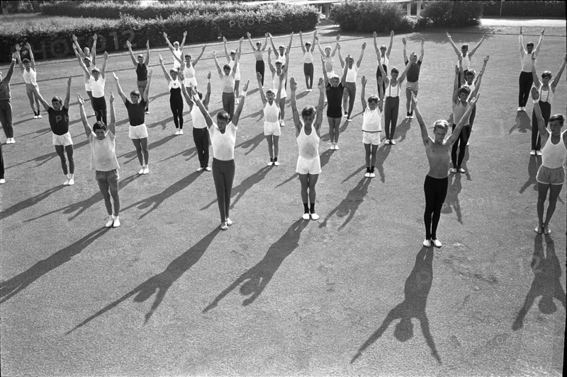 The annual Swiss youth camp for gymnastics athletes in Lyss is taking place from 31. Juli to 5. August. The course is led by Marcel Adatte.