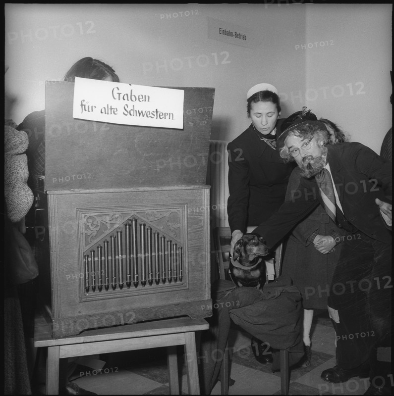 Bazar at jubilee of nurse school Zurich 1951.