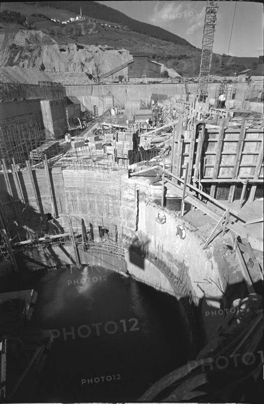 Dam of the Livigno reservoir under construction 1966.