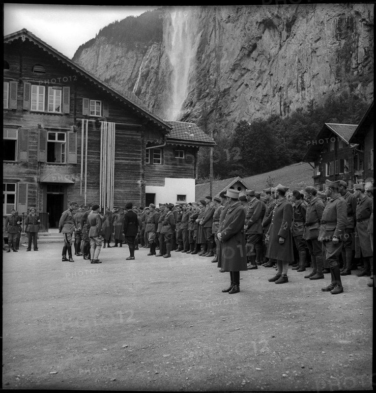 French internees in Lauterbrunnen 1940.