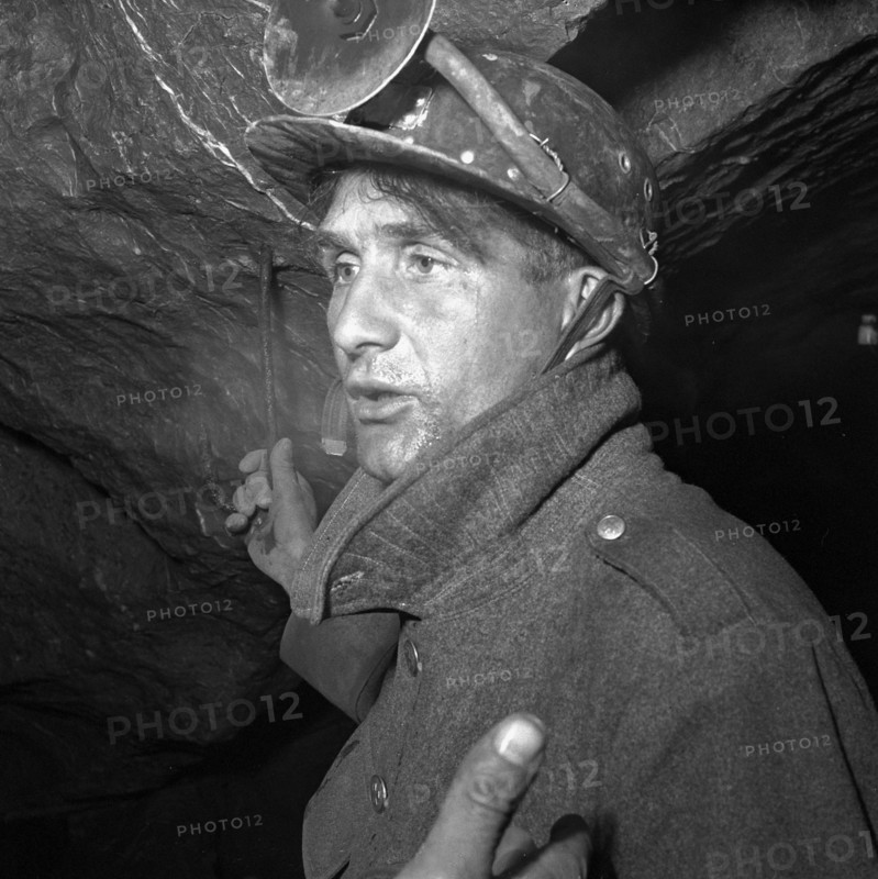 Rescue operation to save the Holloch grottos explorers, 1952.