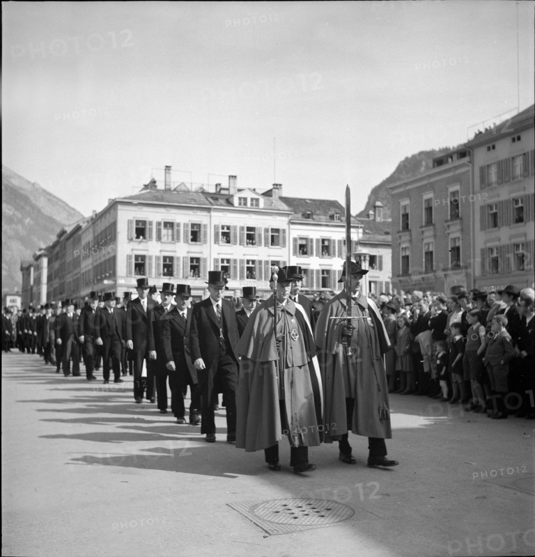 Glarus voter's meeting parade 1942.