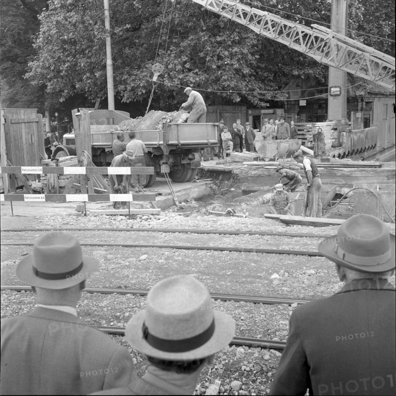 Renovation of the Walche bridge; 1957.