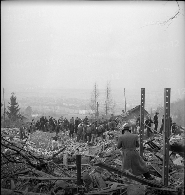 WW 2: bomb airdrop, dropping in Zurich, 1945.