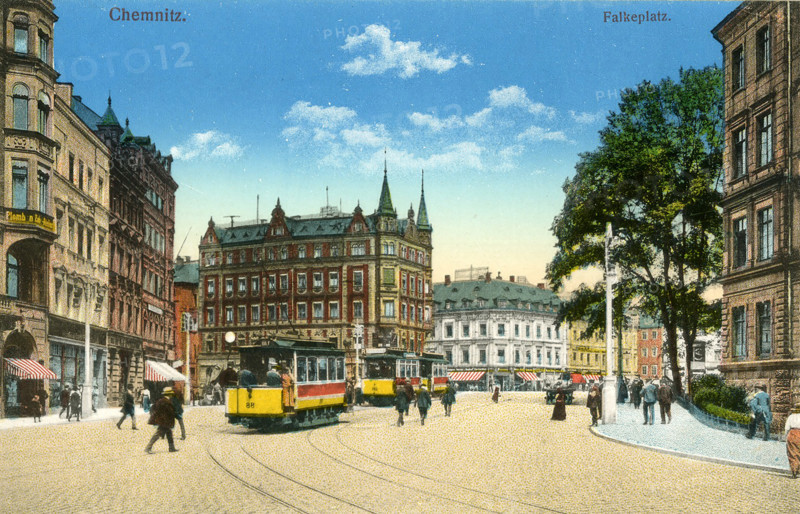 Falkeplatz with tram in 1911