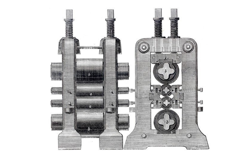 Sheet metal rolling machine.