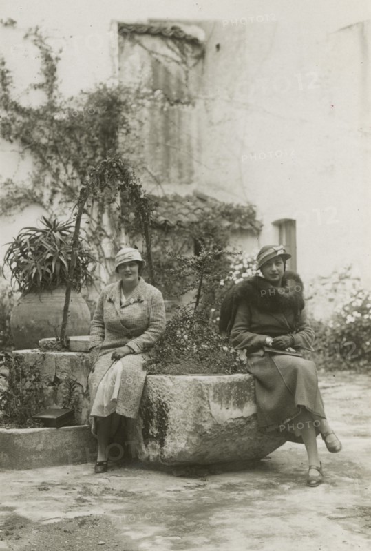 Two women during an excursion in Sicily. 1924