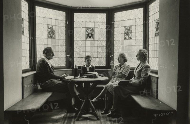 The lounge of the Post Hotel in Trafoi. 1947