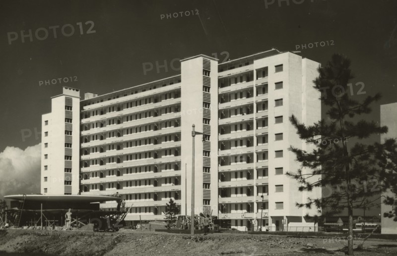 Building in the QT8 district of Milan. 1956
