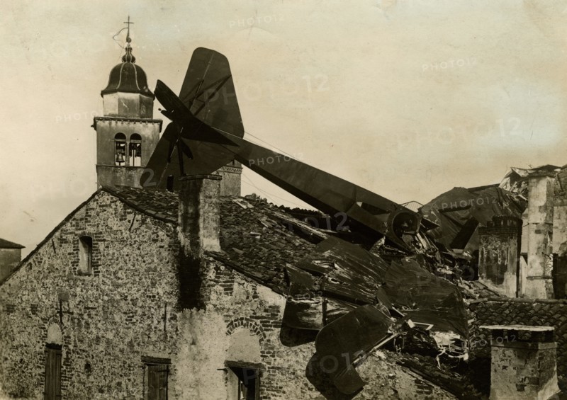 Austrian plane shot down in Asolo