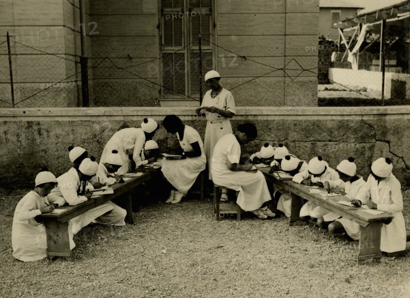 Sending news to parents at the Arnaldo Mussolini seaside colony
