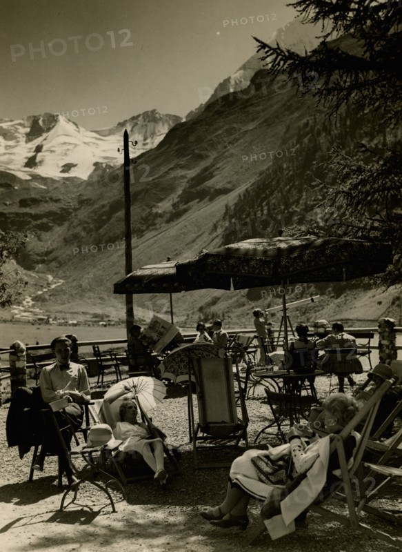 Holidaymakers at the Grand Hotel Solda