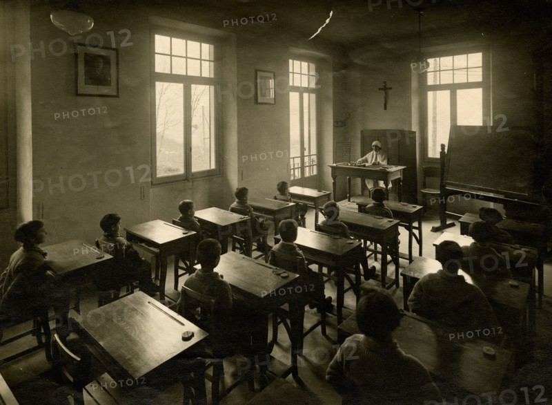 The Alpine Village School of the Italian Touring Club