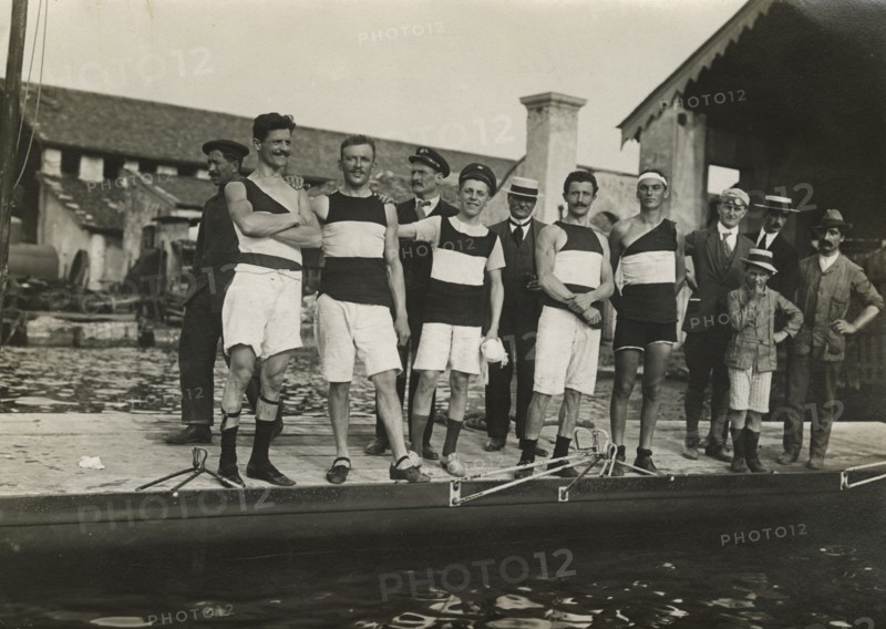 The Intra crew at the Prince of Naples rowing cup