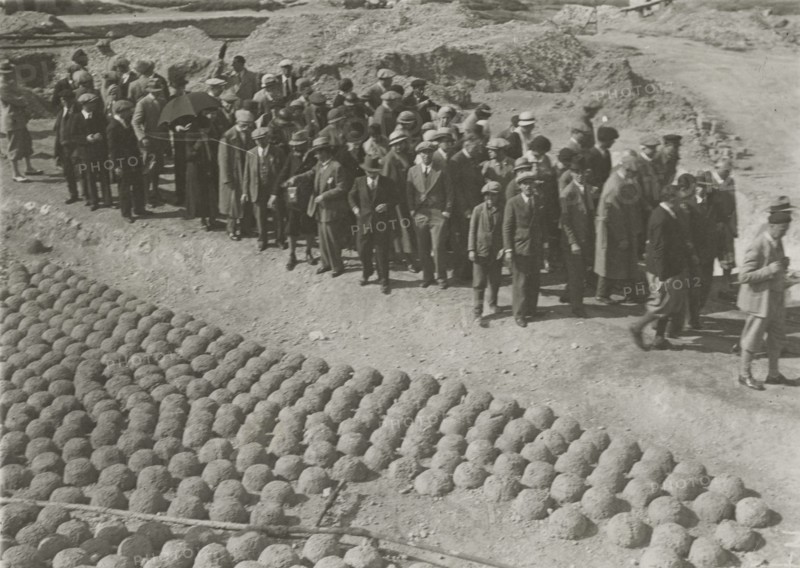 Visit to a sulfur mine. 
	
		1924