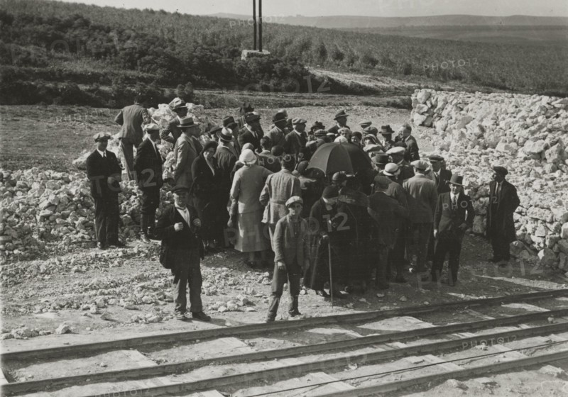 While visiting a sulfur mine?. 
	
		1924