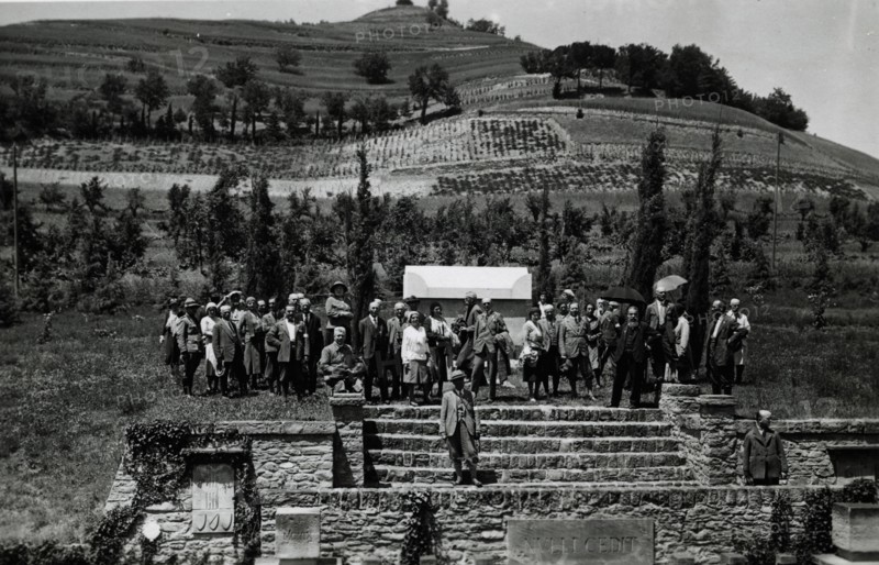 Alfredo Oriani's tomb at Cardello. 
	
		1931