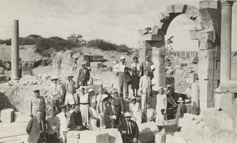 Excursionists in front of Trajan's Arch in Leptis Magna. 1931