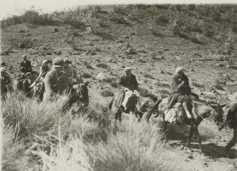 Towards the camp on Etna. 1924