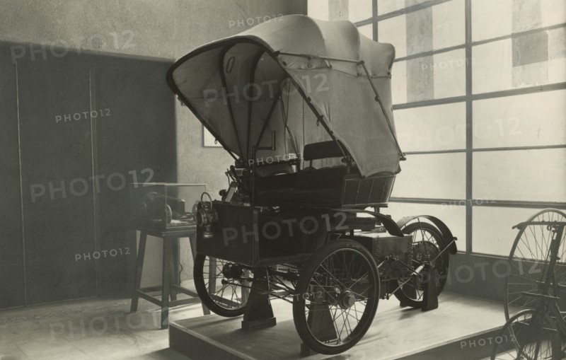 De Dion-Bouton Automobile. 1896-1900 1954