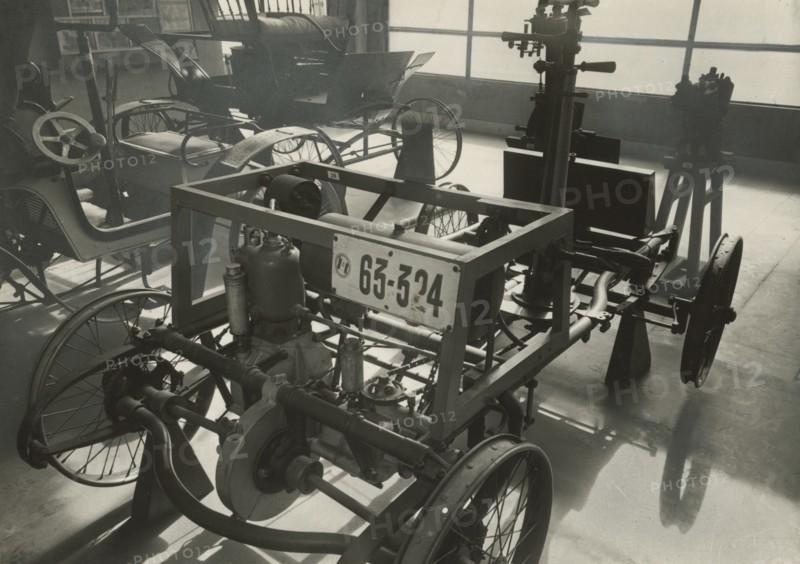 Dion-Bouton and Trepardoux's steam tricycle