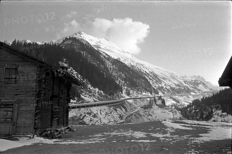 Tunnel Great Sankt Bernhard, gallery of the access road before opening, 1964