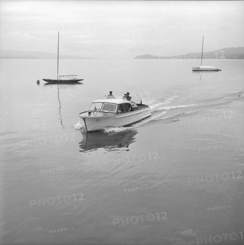 Water rescue police of the cantonal police Zurich 1957