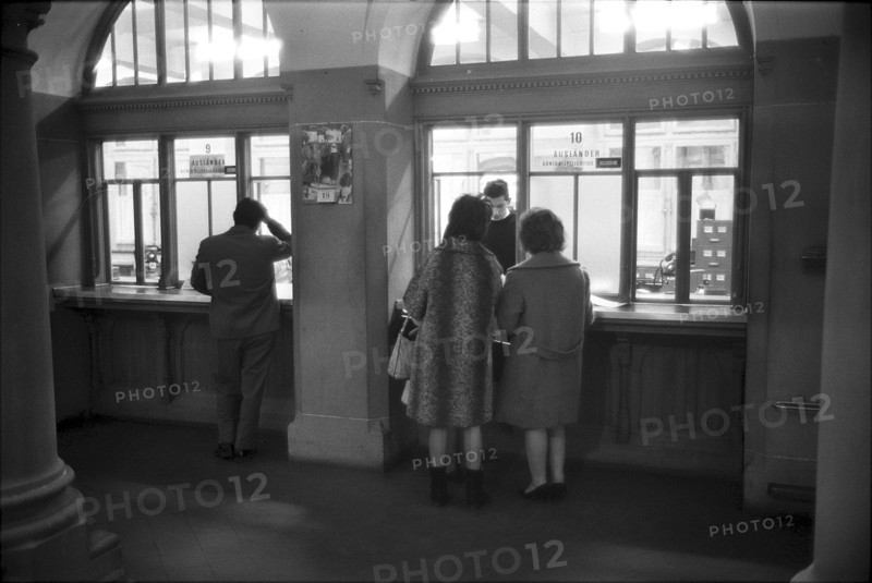aliens registration office Zurich, 1965