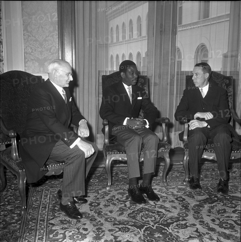 federal councillor Wahlen, ambassador Aillot, Federal president Tschudi. Berne 1965