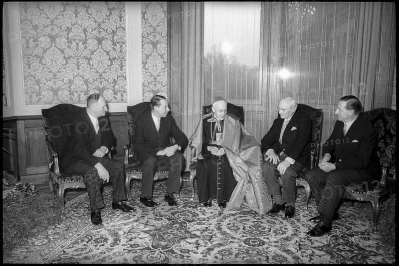 Cardinal Charles Journet, reception at Federal Parliament. Berne 1965