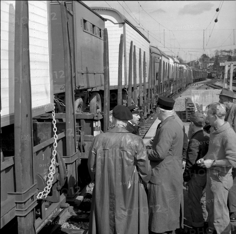 Circus Knie, Customs Check in Schaffhausen 1957
