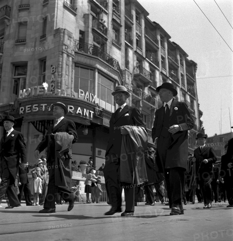 Federal Councillor Karl Kobelt during the YMCA centenary, Lausanne 1944