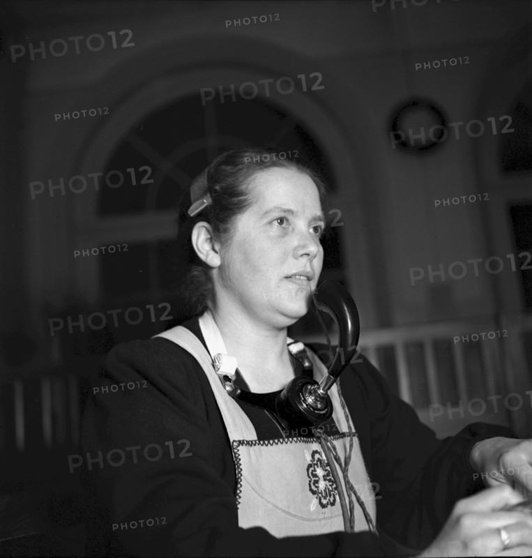 Telephonist in the Federal Parliament Building, Berne 1943