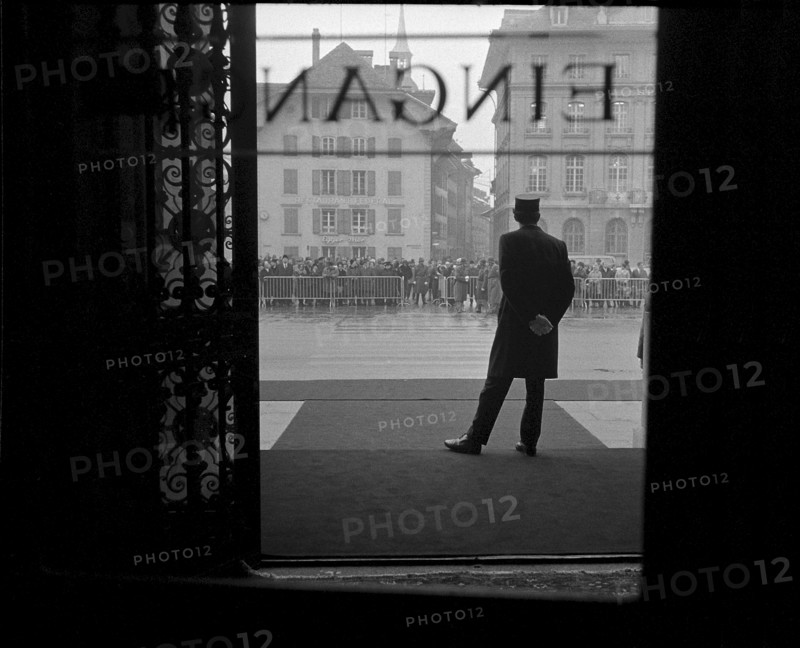 New Year reception at Federal Palace 1971: policeman waiting outside by the door