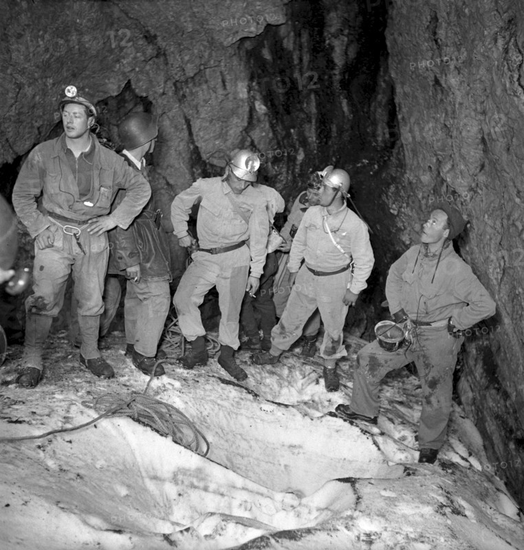 Radio Lausanne, reportage from the Rochers-de-Naye cavern 1950