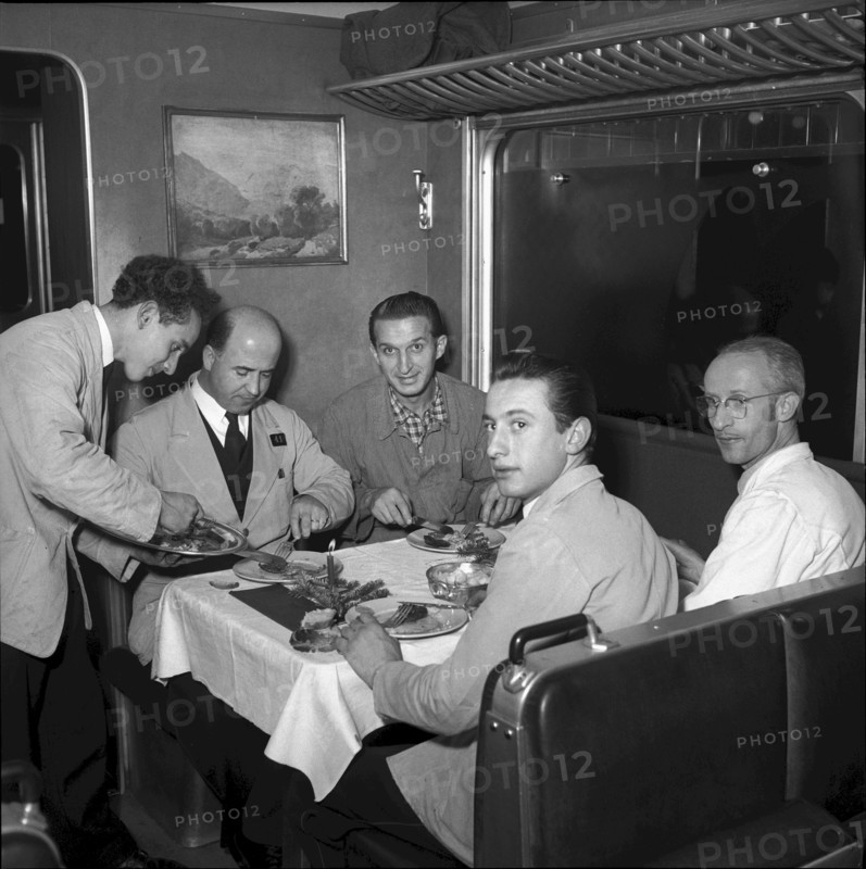 Christmas Eve 1950: dining carriage, from Chiasso to Zurich 1950