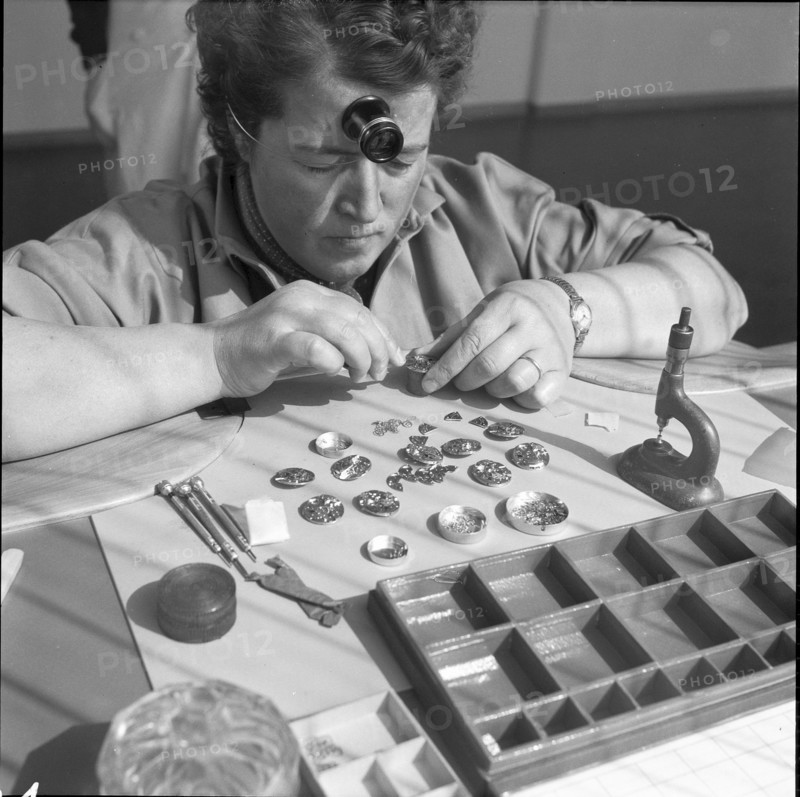 Optima watch manufacture Grenchen 1954