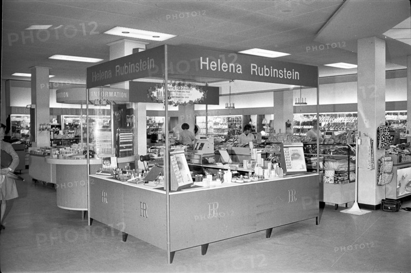 Helena Rubinstein stand im Jelmoli Zurich, 1967