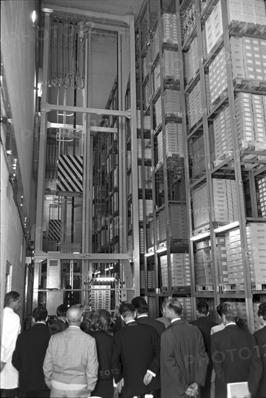 Chocolate factory Chocolat Suchard SA in Neuenburg-Serrieres 1967