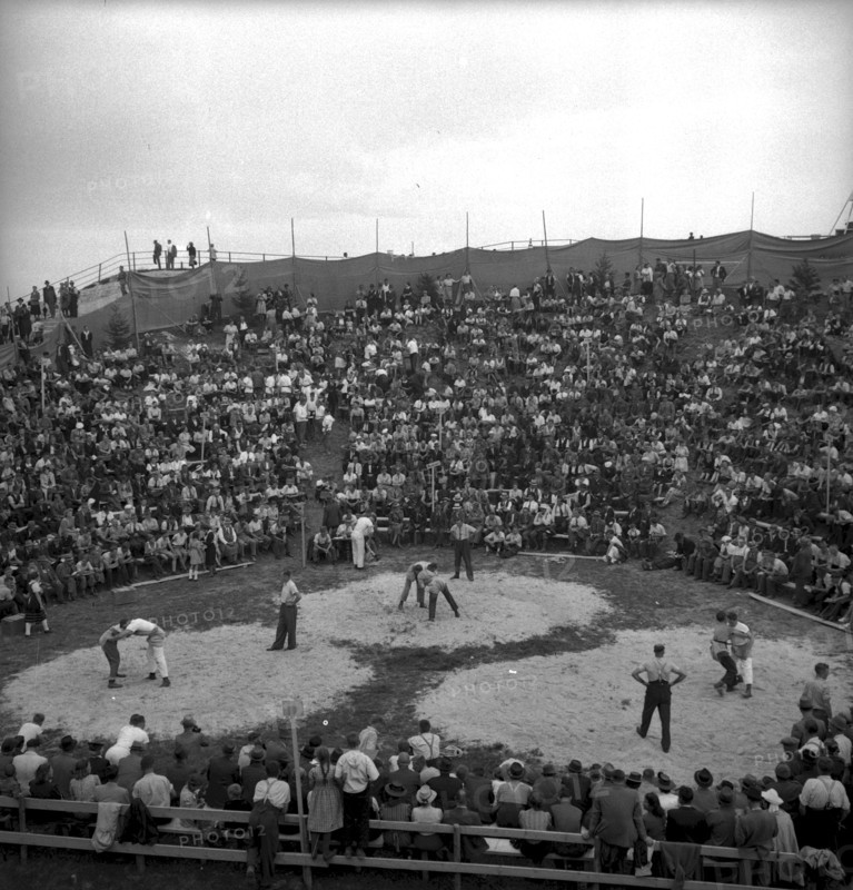 Rigi wrestling 1942