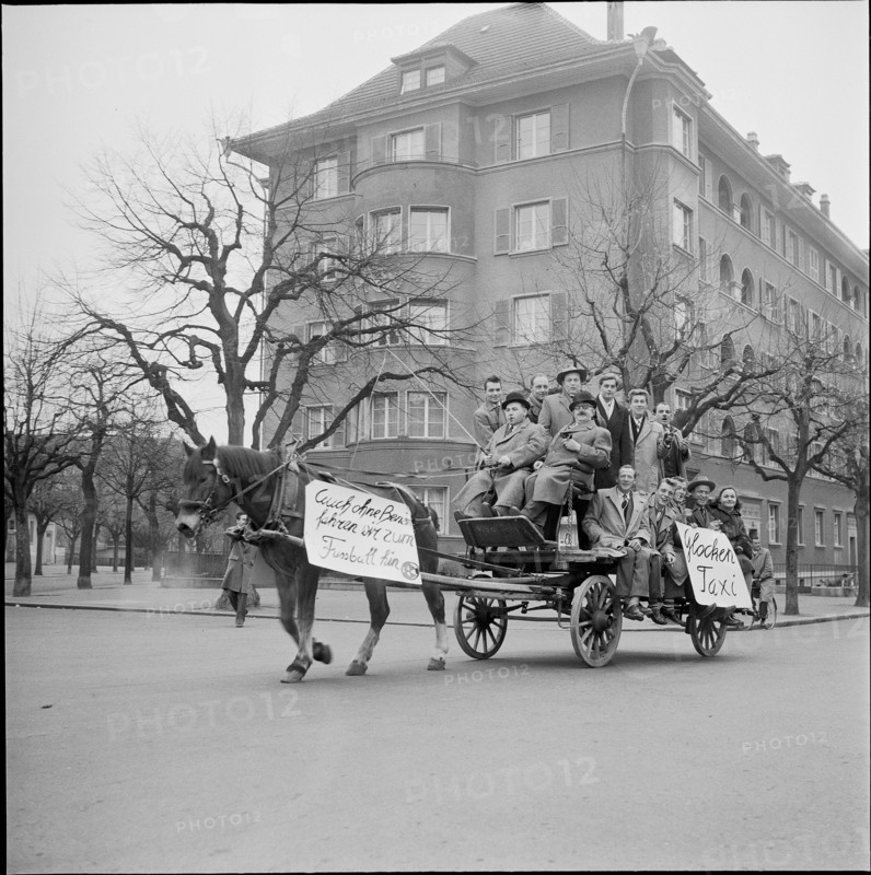 Berne, ban on Sunday driving 1956: horse-drawn carriage