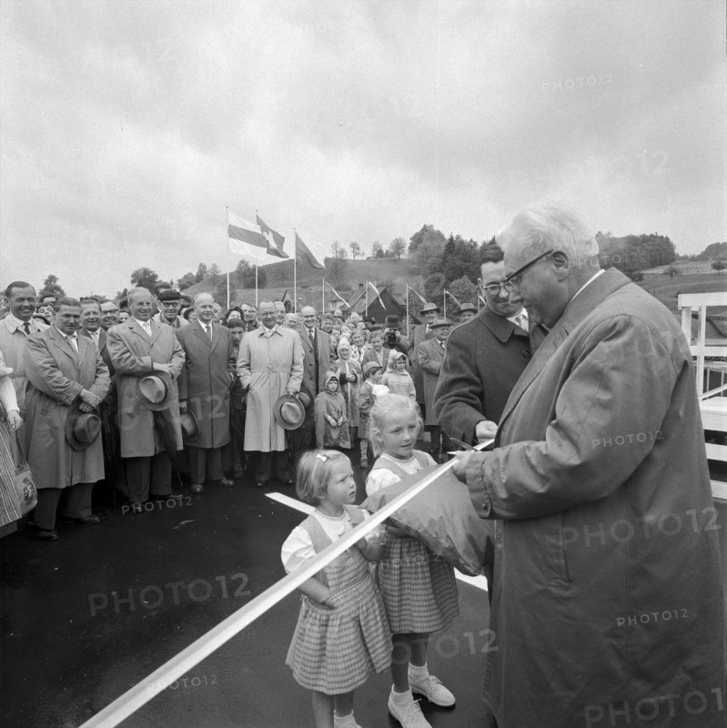 New bridge opening in Sihlbrugg 1960