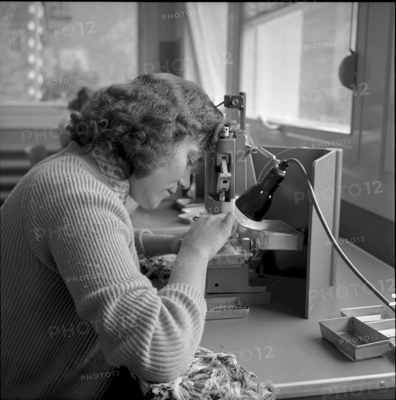Watch production in Iserables 1957