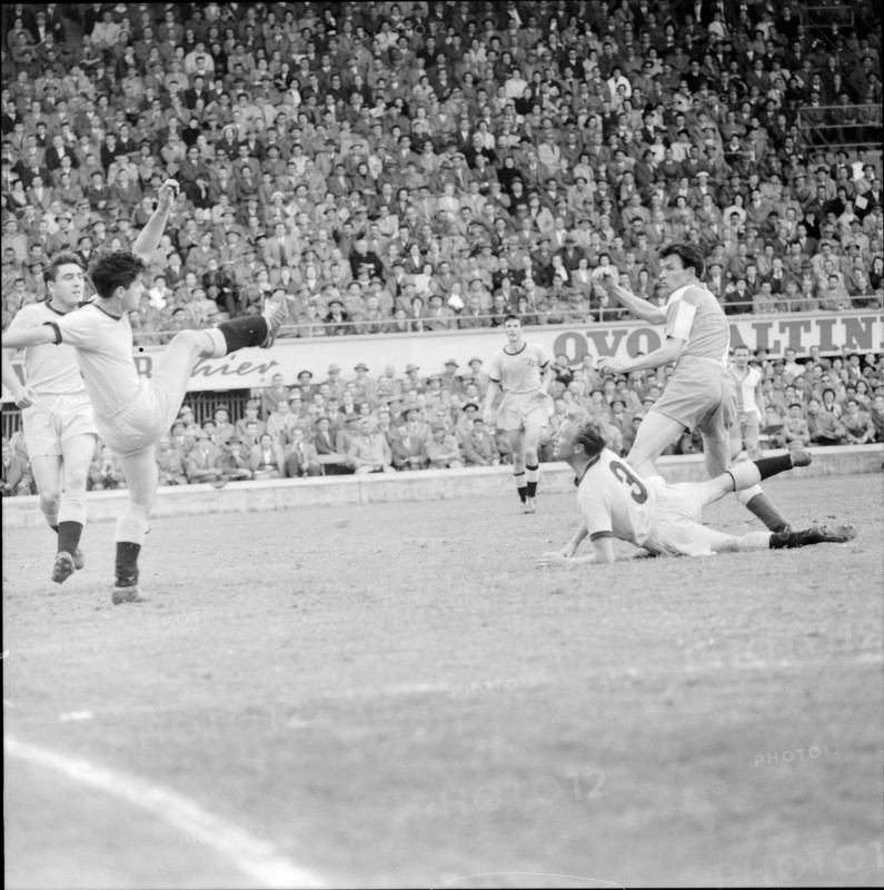 Swiss cup 1957/58, cup final: Young Boys - Grasshopper-Club Zurich.