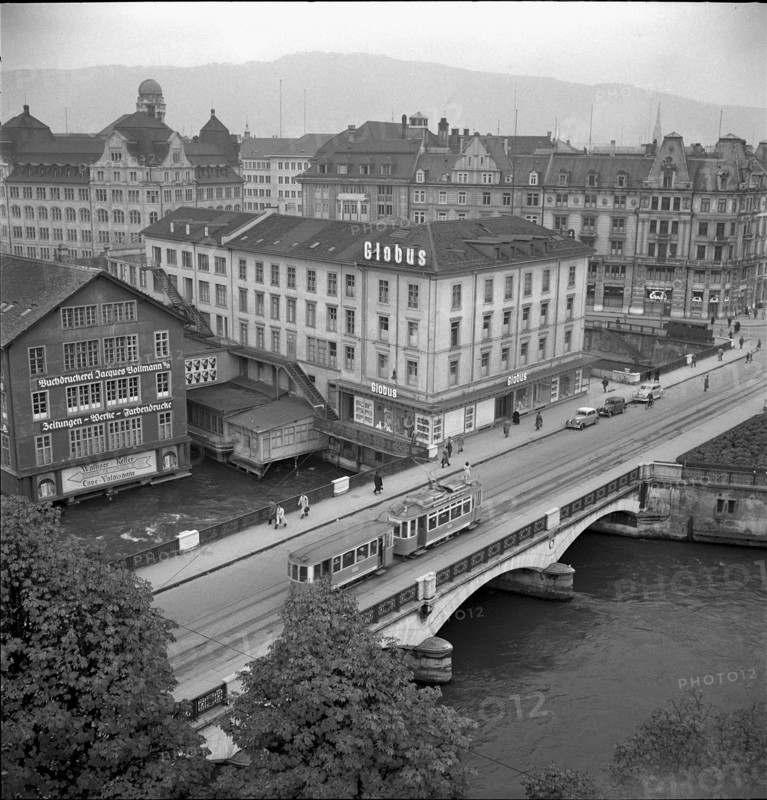 Houses at the Muhlesteg, Globus, Zurich 1948
