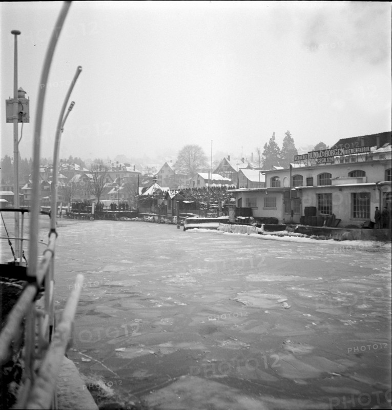 Horgen, tannery Huni & Co, ice floes on Lake Zurich 1941