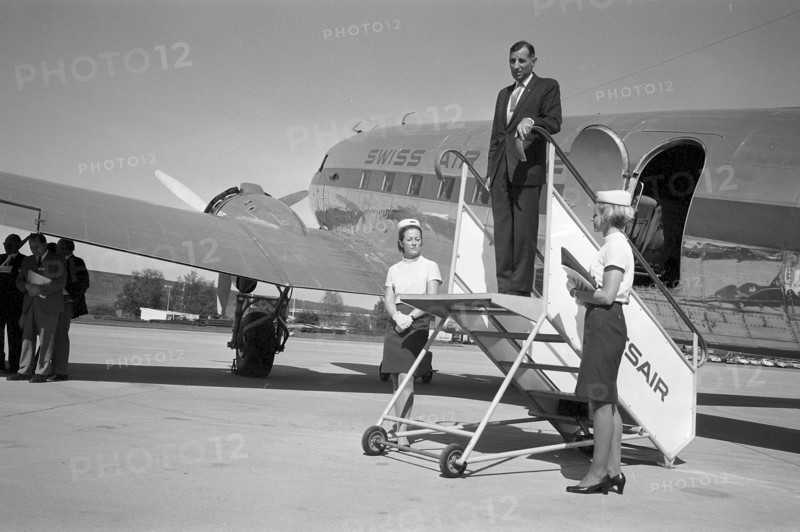 Siwssair donation of a DC3 to the Traffic museum Lucerne 1969
